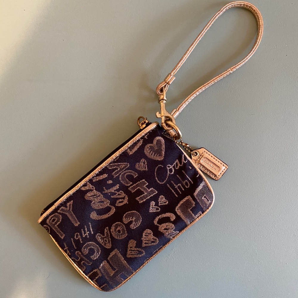 Coach wristlet - Picture 5 of 5